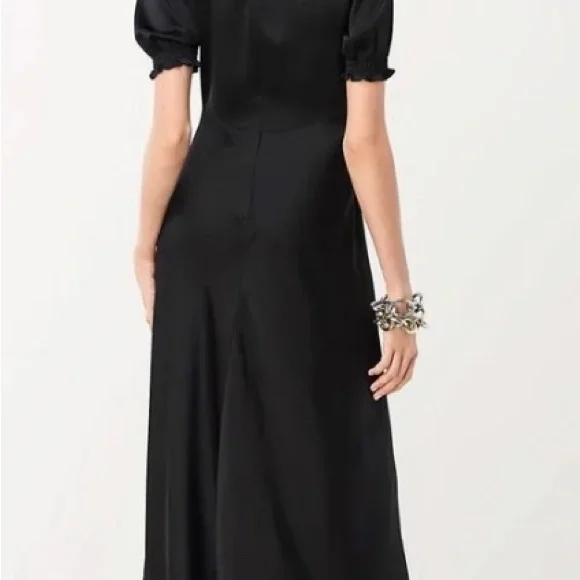 DVF soft satin Avianna maxi dress in black size 10. Perfect condition. - Picture 3 of 4
